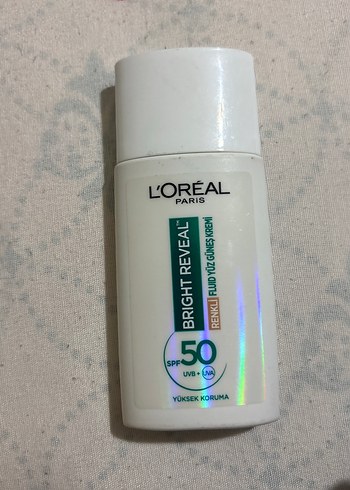 L'Oréal SPF 50 Yüz İçin Günlük Işıltılı Güneş Koruyucu - Görsel 2
