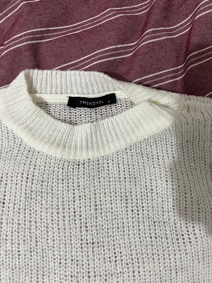 Beyaz Örgü Salaş Kadın Kazak - Görsel 2
