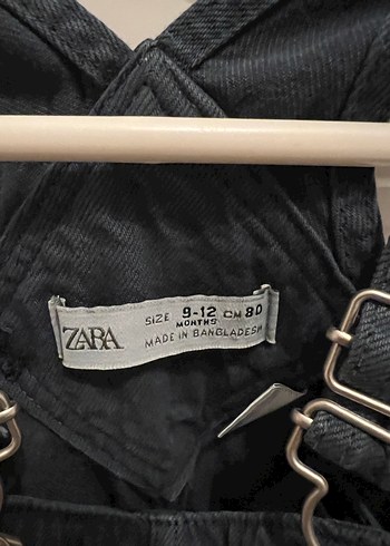 Erkek Çocuk Siyah Denim Askılı Tulum - Görsel 4