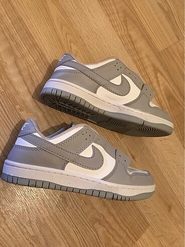 Nike dunk gri