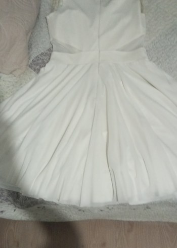 Beyaz Fırfırlı Kadın elbise - Görsel 2