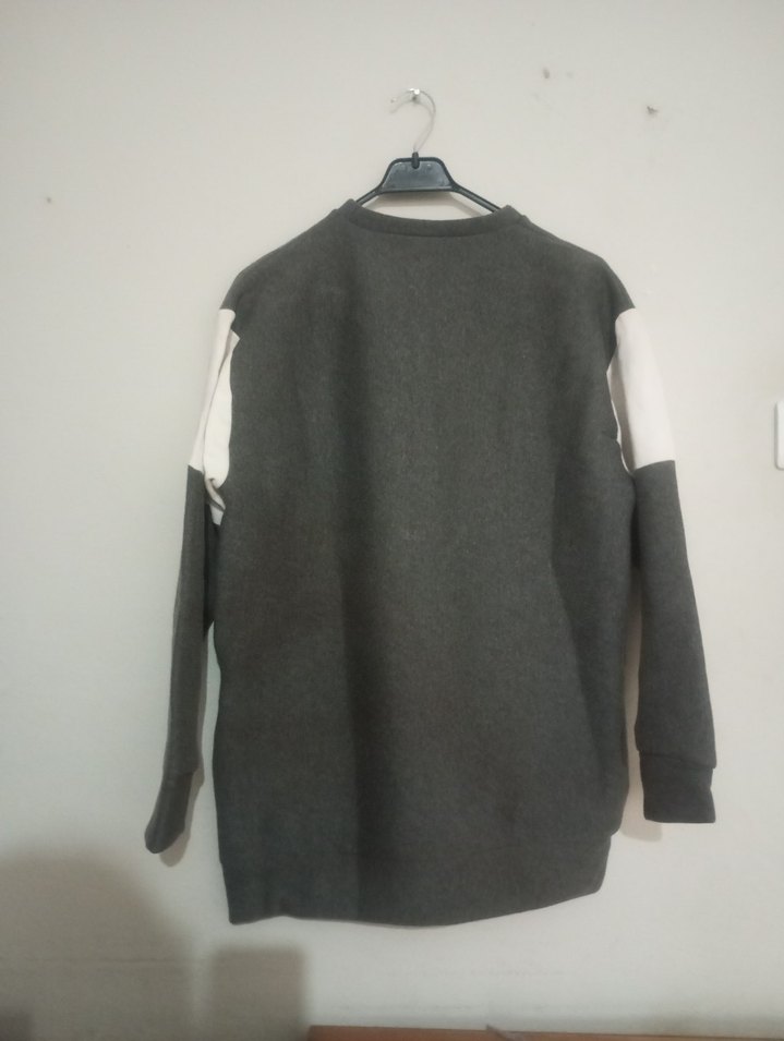 uzun kollu sweatshirt - Görsel 2