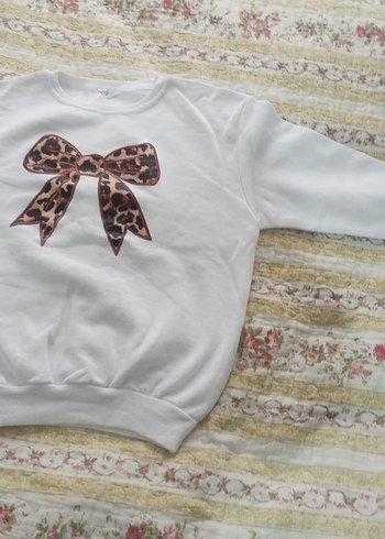 Kahverengi Fiyonk Detaylı Çocuk Tişört - Görsel 2