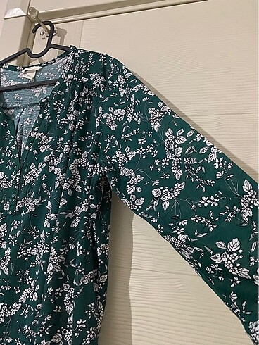 H&M Çiçek desenli bluz