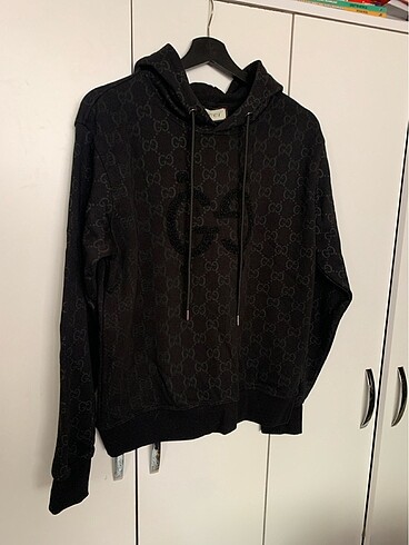 Siyah sweatshirt