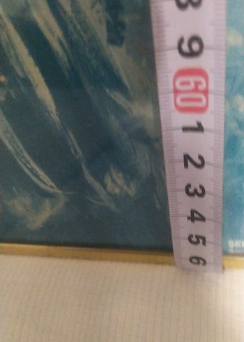 Karanlık Mavi Tonlarda Kadın Portresi cam tablo - Görsel 3