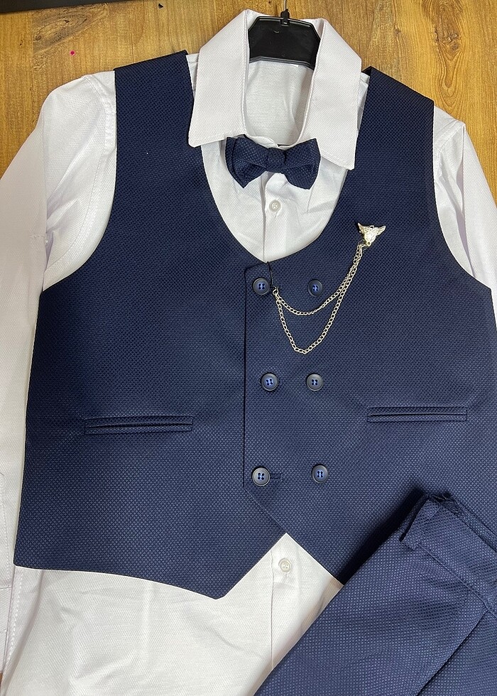 Zincirli erkek çocuk takım elbise - Görsel 2