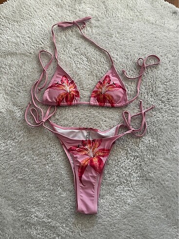 Pembe Çiçekli Bikini