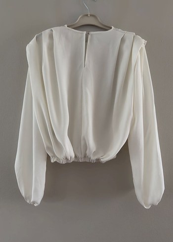 Kadın Beyaz Piliseli Uzun Kollu Bluz - Görsel 3