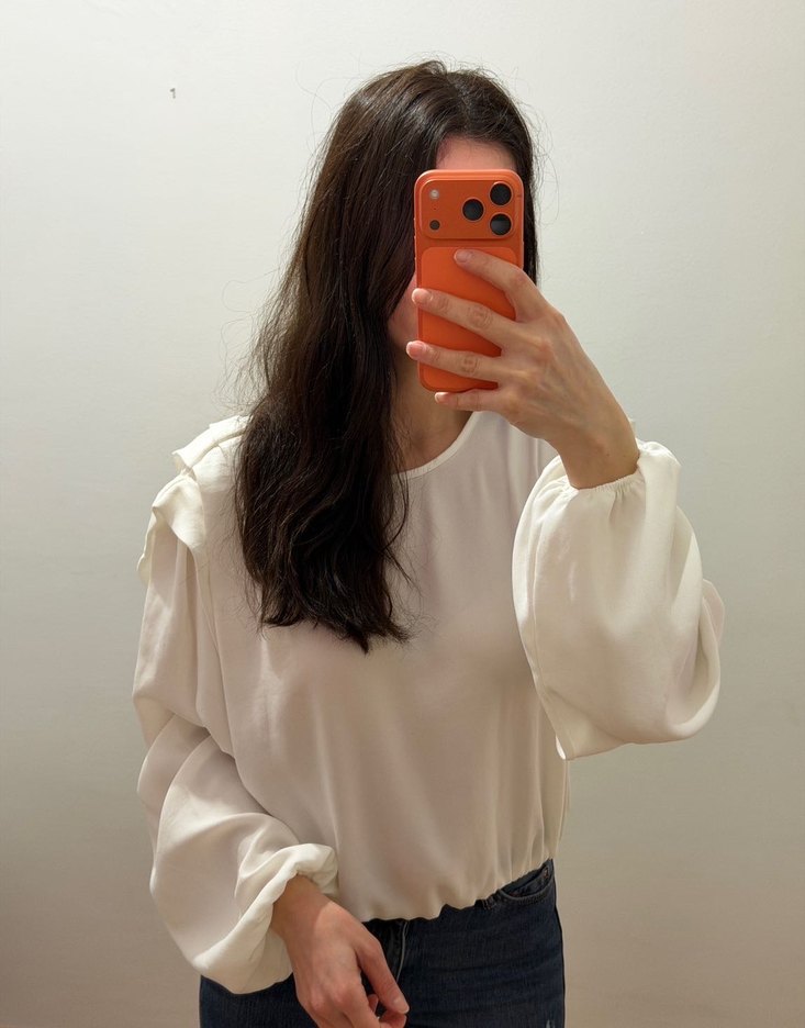 Kadın Beyaz Piliseli Uzun Kollu  Bluz - Görsel 4