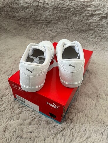 37 Beden beyaz Renk Puma spor ayakkabı