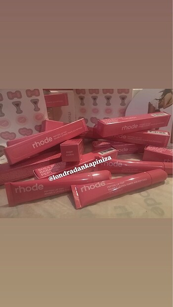 Beden pembe Renk Rhode Sugar Cookie Lip tint