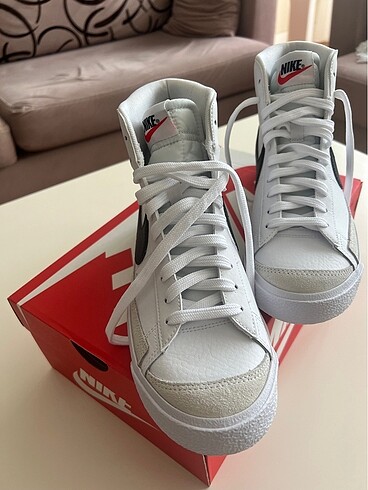 Nike Hiç giyilmedi orjinal ürün 40 numara