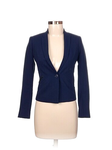 Bershka Blazer %70 İndirimli.