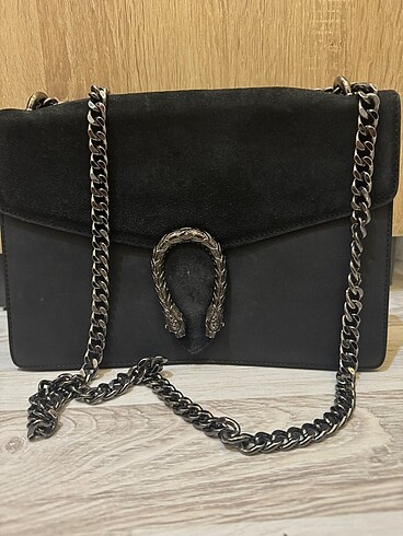 Gucci orijinal siyah zincir askılı 4 gözlü çanta