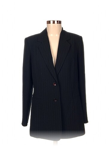 Diğer Blazer %70 İndirimli.