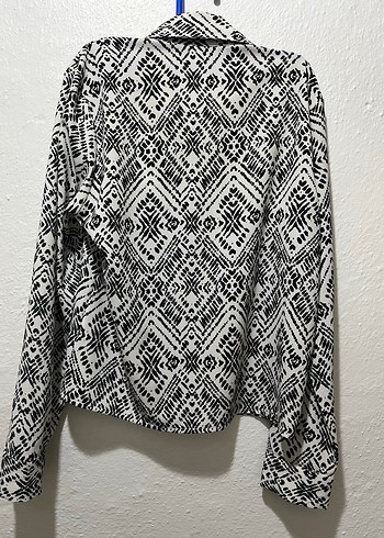 Gri Uzun Kollu Desenli Kadın Gömlek - Görsel 3