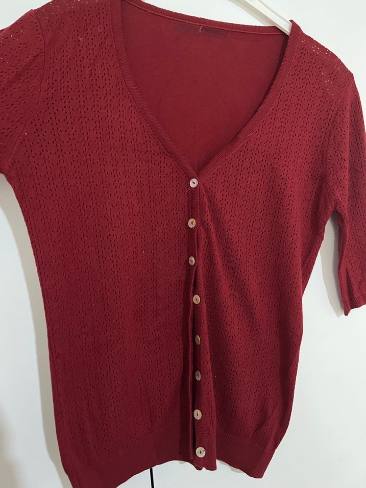 Bordo V Yakalı Düğmeli Kadın Hırka - Görsel 2