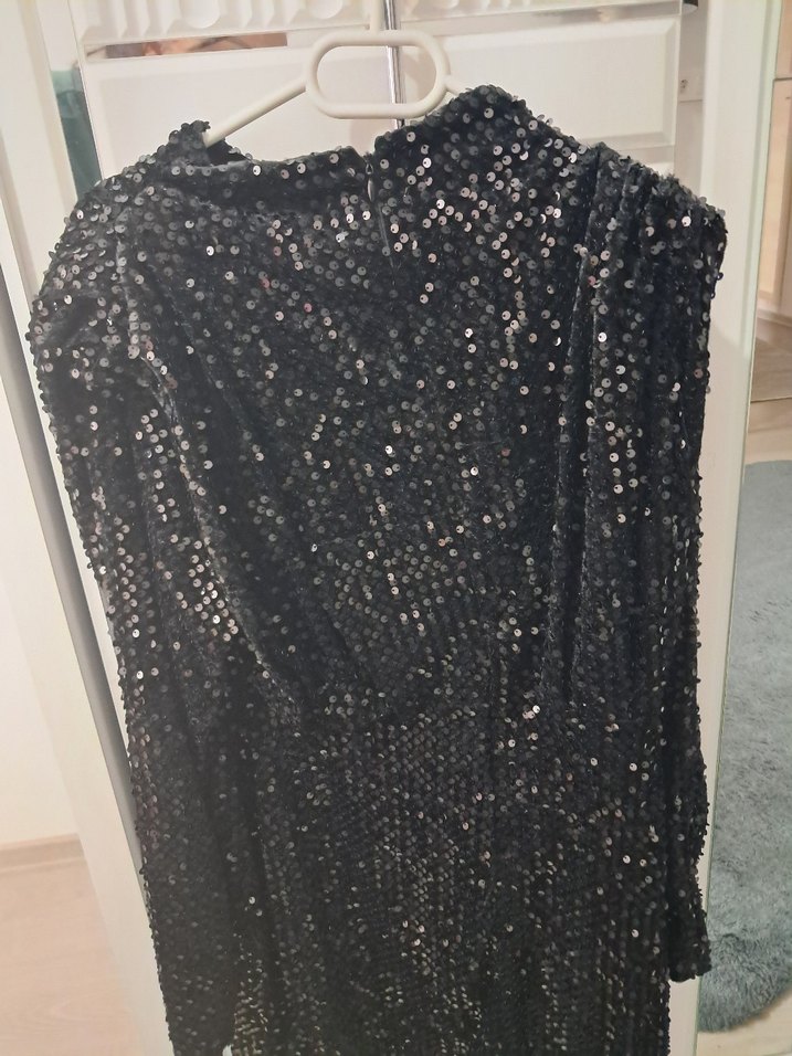 payetli siyah kadın abiye elbise - Görsel 2