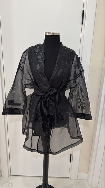 Şifon tülden kemerli kimono
