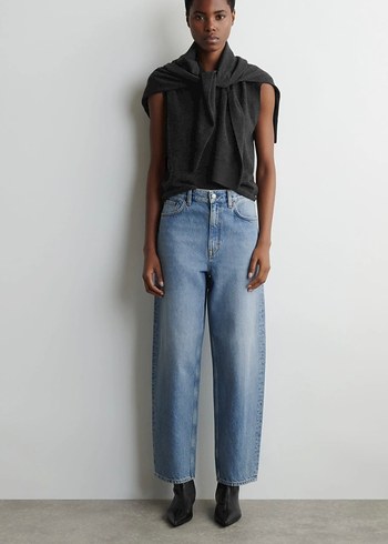 Cos Arch Tapered Leg