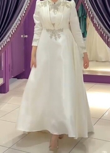 Nikah ve özel gün için beyaz abiye