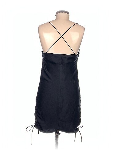 xs Beden Zara Kısa Elbise %70 İndirimli.