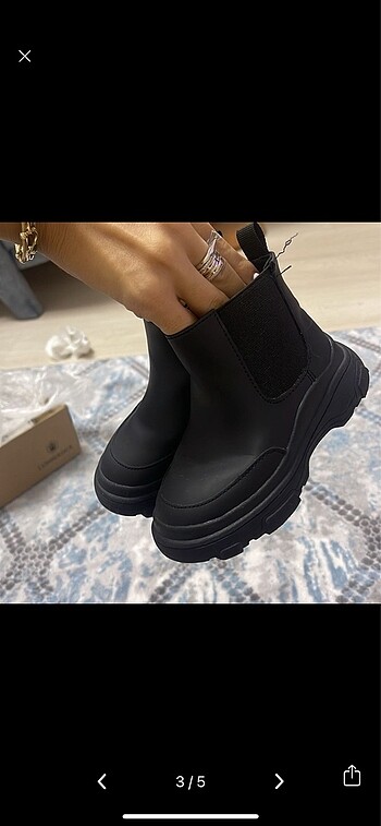 23 Beden Zara bot