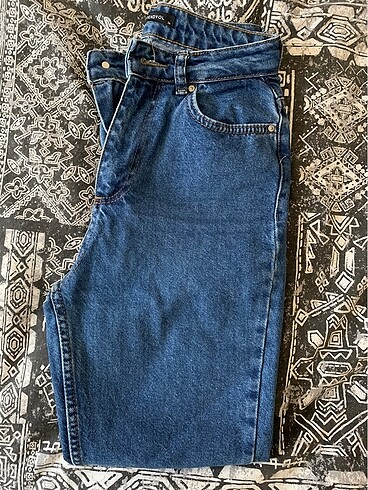 34 Beden mavi Renk Mom jean