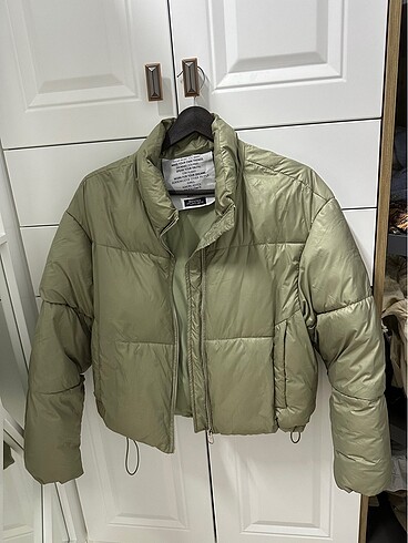 Bershka şişme mont