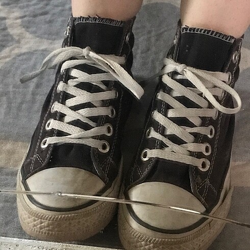 Siyah converse ayakkabi