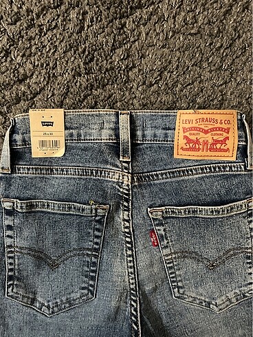 34 Beden mavi Renk Levis Skinny Jean