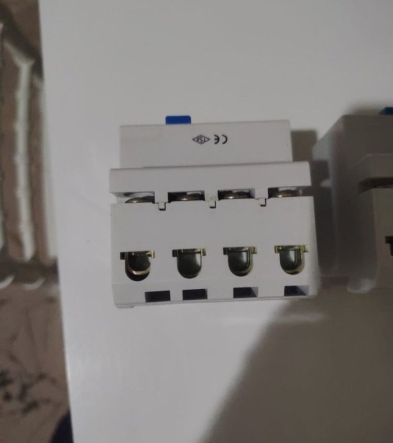 3 adet FEDERAL 40A Beyaz Gri Elektrik Kesici - Görsel 4