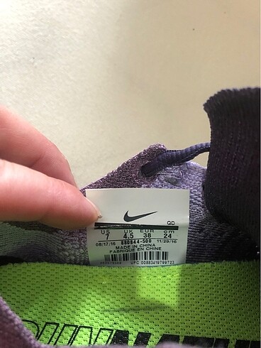 38 Beden Orijinal Nike Koşu Ayakkabısı