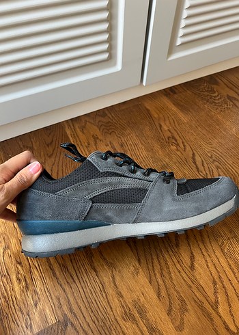 SIFIR COLUMBIA ERKEK GRİ DERİ 44.5 KIŞLIK AYAKKABI - Görsel 4