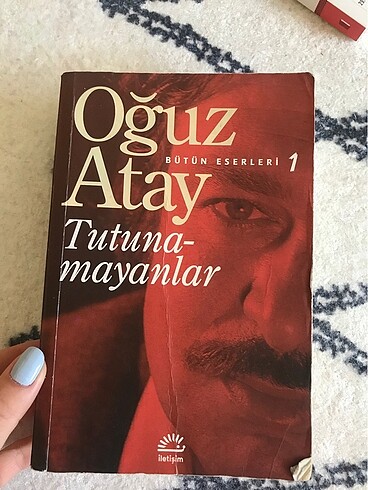 Tutunamayanlar romanı