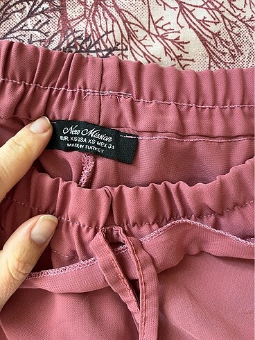 Zara Dökümlü etek