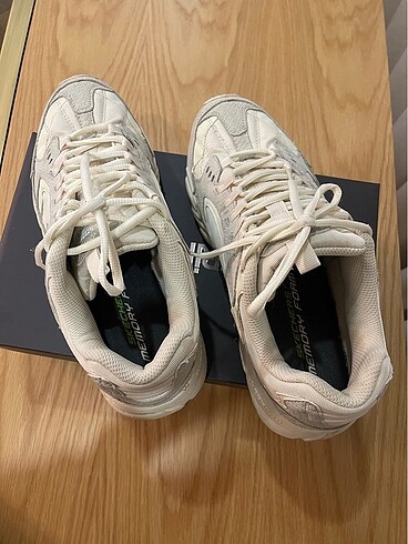 42 Beden ten rengi Renk Skechers jell taban spor ayakkabı