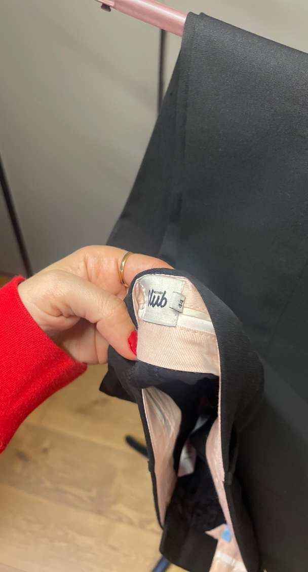 Siyah Pantolon - Görsel 2