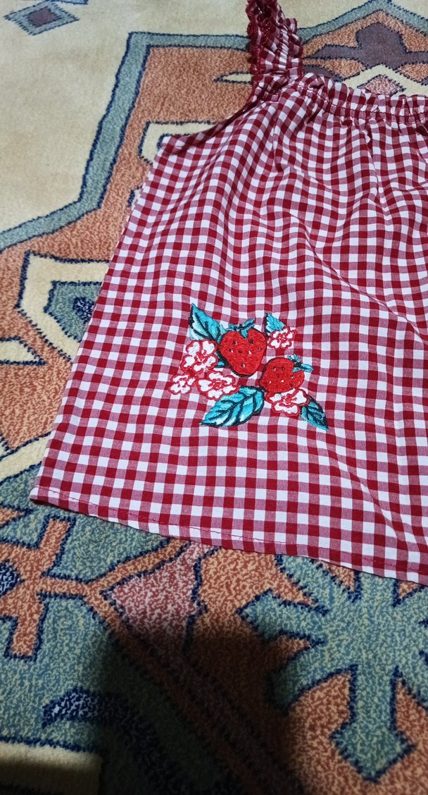 Kırmızı Nakışlı Kolsuz Kız Elbisesi - Görsel 4