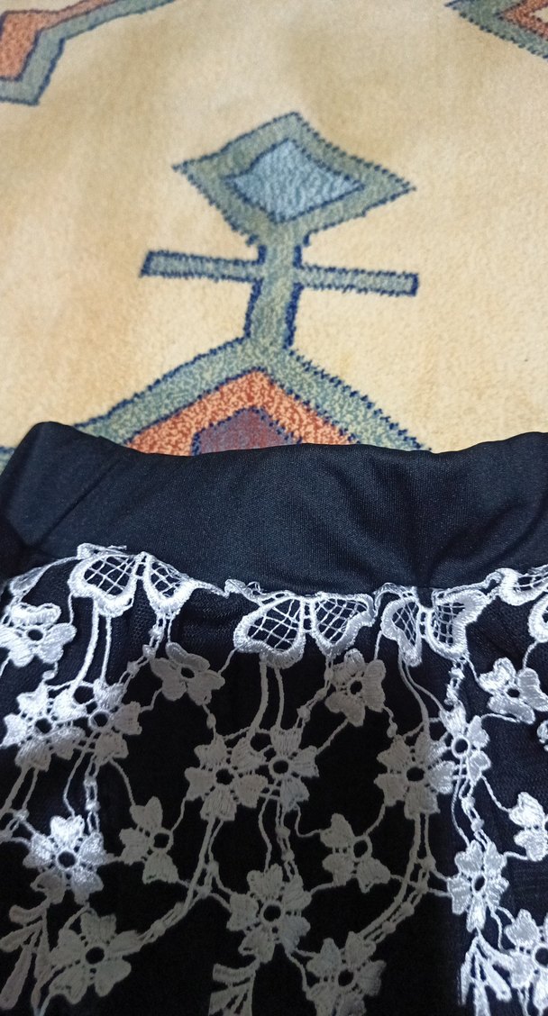 Kız Çocuk Siyah Nakışlı Dantel Etek - Görsel 4