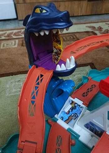 HotwHeeLS Renkli Dinozor Temalı Oyuncak Parkuru - Görsel 8