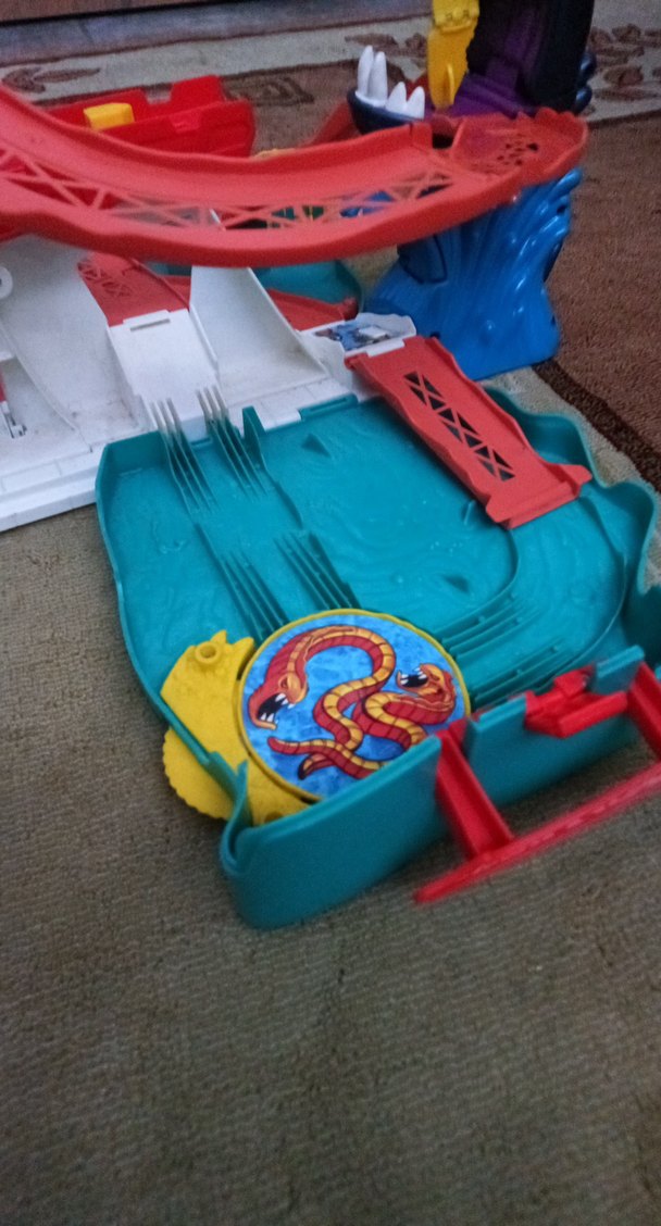 HotwHeeLS Renkli Dinozor Temalı Oyuncak Parkuru - Görsel 5