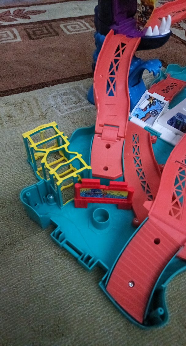 HotwHeeLS Renkli Dinozor Temalı Oyuncak Parkuru - Görsel 4