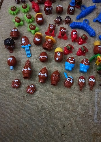 Renkli Çeşitli Aksiyon Figürleri Seti - Görsel 12