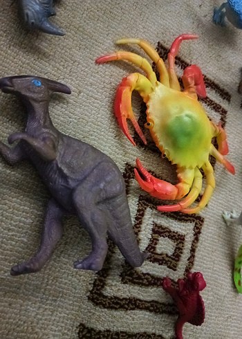 Çeşitli Renklerde Hayvan ve Dinozor Figürleri - Görsel 7