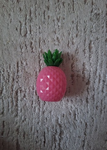Kiko Pembe Ananas dudak balm