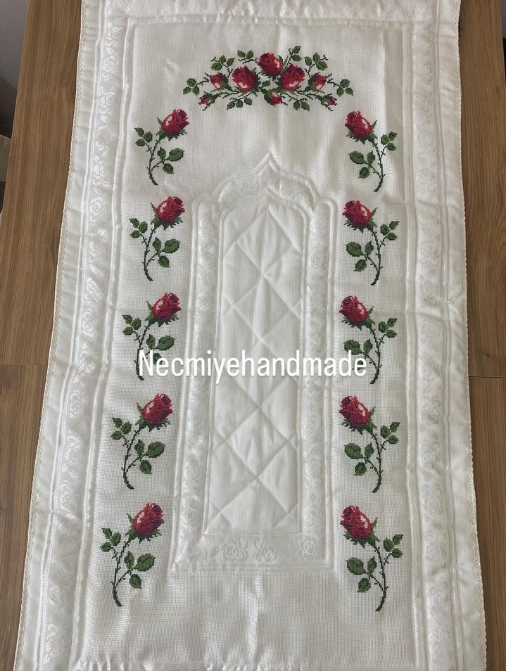 Nakışlı Beyaz Bohça Seti - Görsel 3