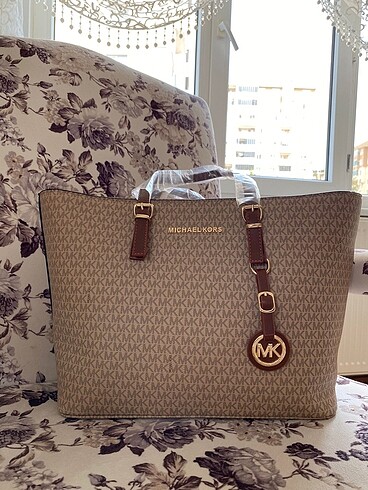 Michael Kors Kol Çantası