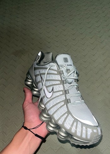 44 Beden Nike shox orjinal sıfır